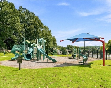 3247 Green Farm Trail Ne - Photo Thumbnail 43