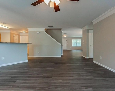 3035 Whittier Way - Photo Thumbnail 10