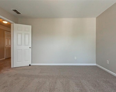 3035 Whittier Way - Photo Thumbnail 22
