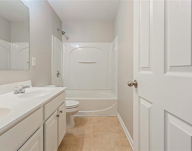 3035 Whittier Way - Photo Thumbnail 20