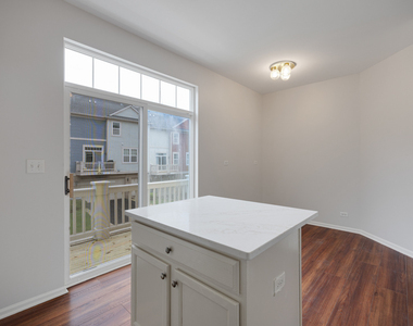 3061 Hughsdale Street - Photo Thumbnail 10
