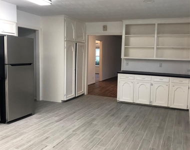 4236 Ruskin Street - Photo Thumbnail 5