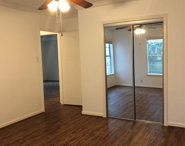 4236 Ruskin Street - Photo Thumbnail 12