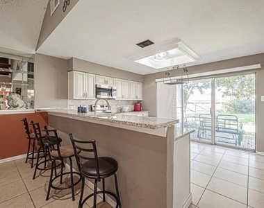 8706 Belle Glen Drive - Photo Thumbnail 2