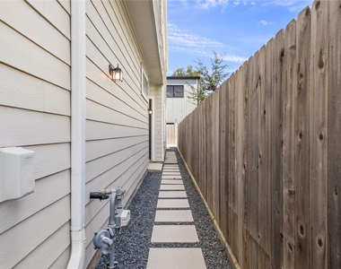 946 Judiway Street - Photo Thumbnail 1