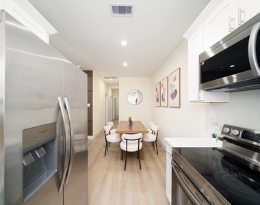 6743 Madrid St Street - Photo Thumbnail 8