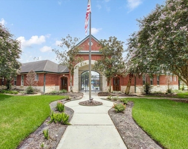 21506 Bluebonnet Meadow Lane - Photo Thumbnail 15