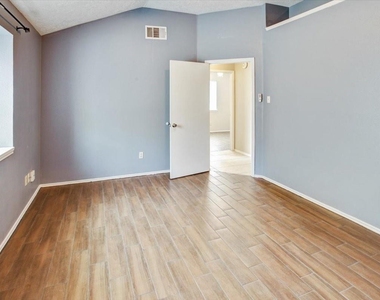 21506 Bluebonnet Meadow Lane - Photo Thumbnail 10
