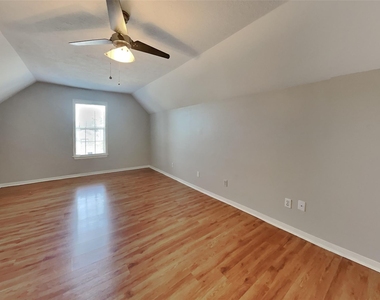 1745 Fay Drive - Photo Thumbnail 17