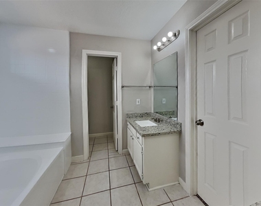 1745 Fay Drive - Photo Thumbnail 10