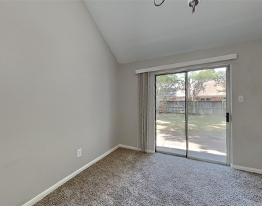 1745 Fay Drive - Photo Thumbnail 6