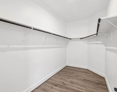 2814 Clapbread Lane - Photo Thumbnail 25