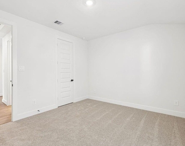 2814 Clapbread Lane - Photo Thumbnail 20