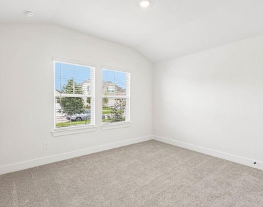 2814 Clapbread Lane - Photo Thumbnail 13