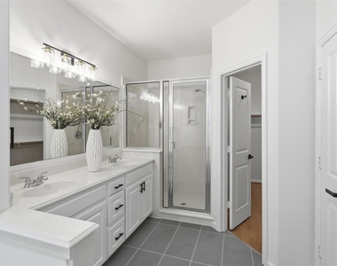 1110 Birdsall Street - Photo Thumbnail 18