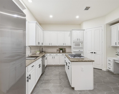 1110 Birdsall Street - Photo Thumbnail 10