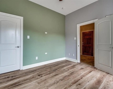 1126 Hempstead Villa Lane - Photo Thumbnail 25