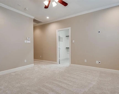 1126 Hempstead Villa Lane - Photo Thumbnail 14