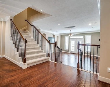1126 Hempstead Villa Lane - Photo Thumbnail 10