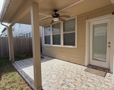 16619 Newglen Lane - Photo Thumbnail 17