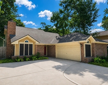 12518 Dolgo Drive - Photo Thumbnail 27