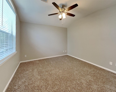 2018 Vanderwilt Lane - Photo Thumbnail 11