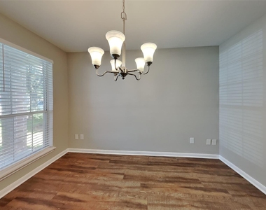 2018 Vanderwilt Lane - Photo Thumbnail 4