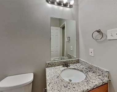 2018 Vanderwilt Lane - Photo Thumbnail 12