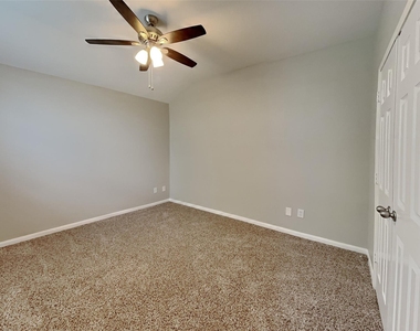 2018 Vanderwilt Lane - Photo Thumbnail 10