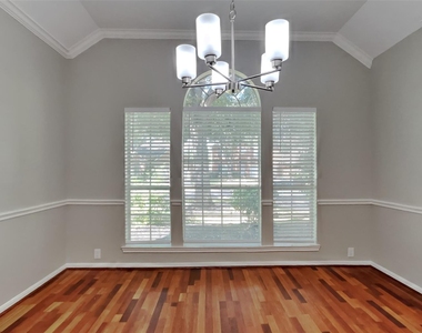 7219 Bethany Bay Drive - Photo Thumbnail 6