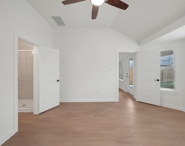 32506 Lantana Fields Road - Photo Thumbnail 19