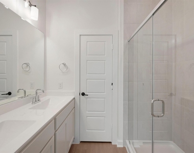 32506 Lantana Fields Road - Photo Thumbnail 24