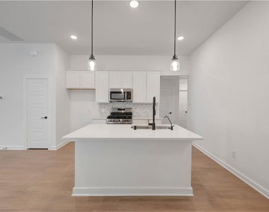 32506 Lantana Fields Road - Photo Thumbnail 8