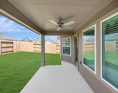 32506 Lantana Fields Road - Photo Thumbnail 32