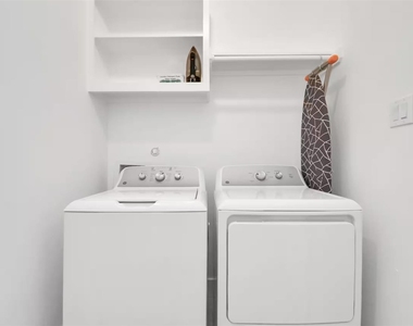 5718 Beall Street - Photo Thumbnail 11