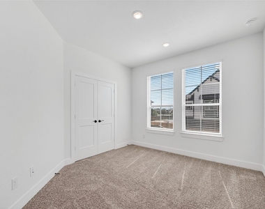 24011 Breezy Bank Trail - Photo Thumbnail 32