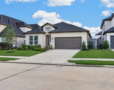 21622 Laggan Cliff Lane - Photo Thumbnail 1