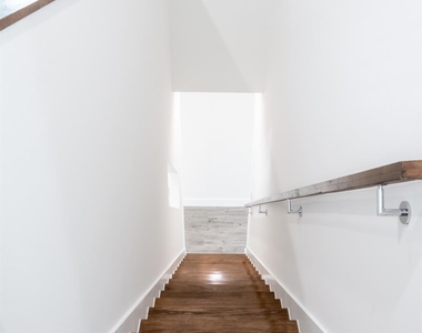 5416 Robusto Place - Photo Thumbnail 7