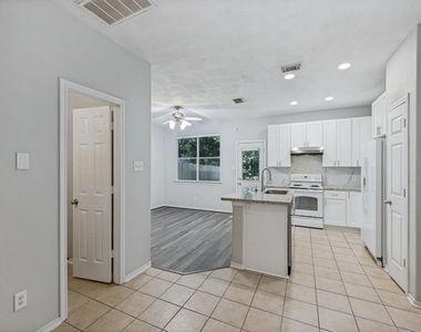 151 N Burberry Park Circle - Photo Thumbnail 13