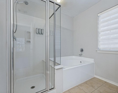 151 N Burberry Park Circle - Photo Thumbnail 17