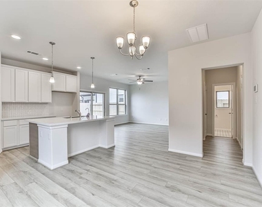 704 Ocean Palms Drive - Photo Thumbnail 6
