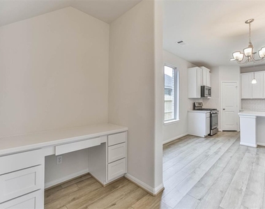 704 Ocean Palms Drive - Photo Thumbnail 22