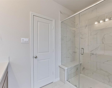 704 Ocean Palms Drive - Photo Thumbnail 14