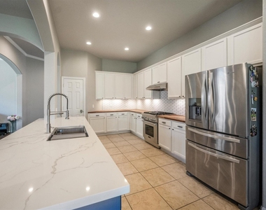 25227 Hawthorne Blossom Drive - Photo Thumbnail 12