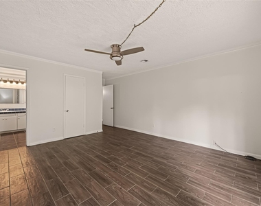 10039 Warwana - Photo Thumbnail 28