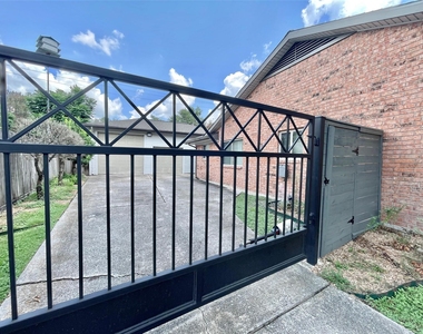 5638 Grape Street - Photo Thumbnail 39