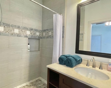 5638 Grape Street - Photo Thumbnail 33