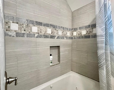 5638 Grape Street - Photo Thumbnail 24
