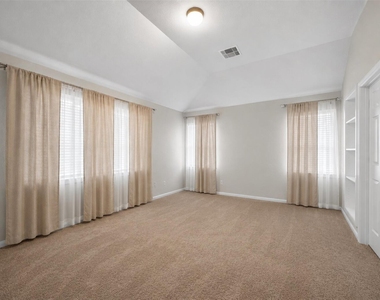 16361 Olive Sparrow Drive - Photo Thumbnail 17