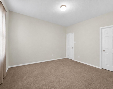 16361 Olive Sparrow Drive - Photo Thumbnail 12
